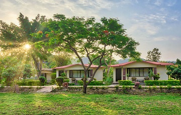 Manu Maharani Resort Corbett